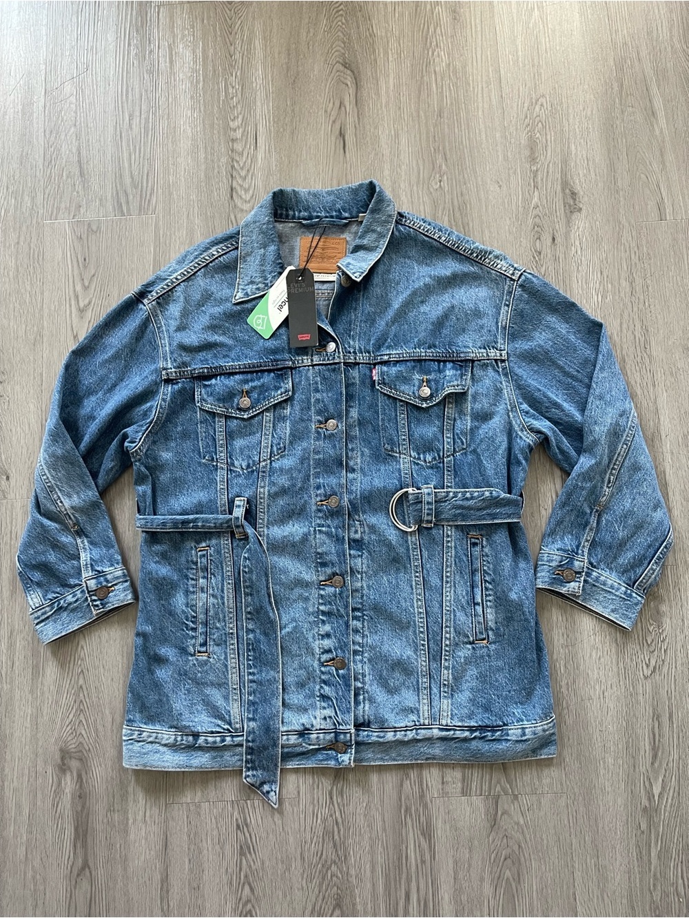 Nwt Levi’s belted denim trucker jacket - Picture 5 of 11
